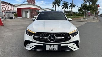 Mercedes Benz GLC300 4Matic sx 2023 odo 3000 km