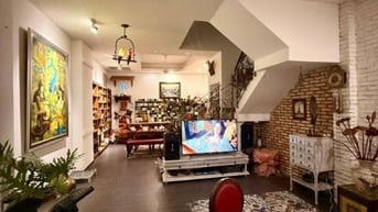 Nhà ở đường Thủ Khoa Huân, cạnh chợ Bến Thành. Bán nhanh giá 3tỷ550