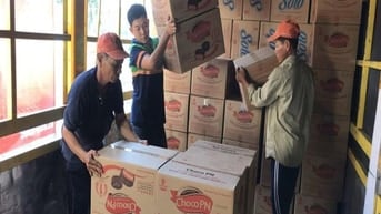 SIÊU THỊ LƠ XE XẾP BÁNH KẸO 700k TÀI XẾ TẢI B2 C D BÁNH KẸO 20 TRIỆU