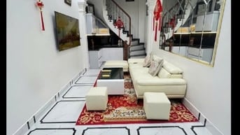 NHÀ ĐẸP, TRUNG PHỤNG, NGÕ THÔNG KINH DOANH: 26M2, 6T, NHỈNH 7,x TỶ. 