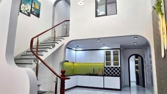 Bán nhà ngay chợ TÂN ĐỊNH  HUỲNH TỊNH CỦA, QUẬN 1 3,290 TỶ/58m2 SHR