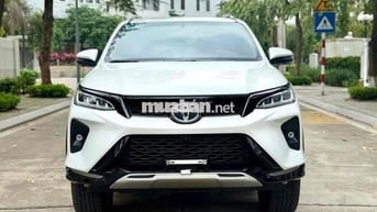 Toyota Fortuner Legender 2.4 4x2 AT sản xuất 2022