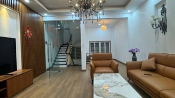 Bán Nhà ngay hồ Quan Nhân Thanh Xuân ngõ ô tô DT 50m2, 5 tầng giá 12tỷ