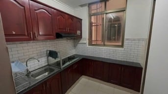 Chung cư Screc Trường Sa, Quận 3: 81m2, 2p ngủ, full nội thất, 13tr/th
