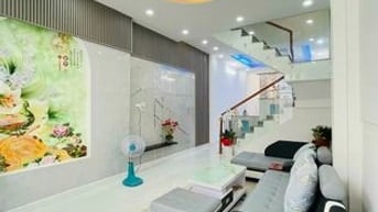 Qua Mỹ ở bán nhà 64 m2, 1 trệt 2 lầu,SHR, 980tr, đỗ xuân hợp, thủ đức