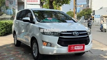 Innova tự động, 1 chủ đi kĩ, xe tại hãng(CÒN GIẢM)