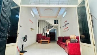 Nhà nát cần bán 56m2|tại Đường Nguyễn Biểu Phường 1 Q5|hẻm xe hơi|SHR