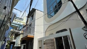Nhà 3Tầng Q10 Sổ Hồng Riêng 1tỷ2