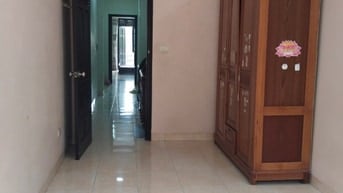Cho thuê tầng 1+ tầng 2 nhà mặt đường lớn chính chủ