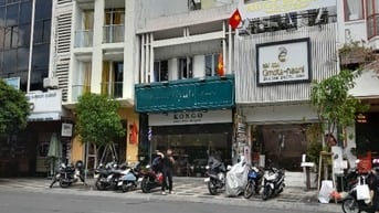 Bán nhà 2MT đường Duy Tân QPN dt: 3.3m(5.5m) x 9m 1 lầu 2PN giá 5 tỷ 7