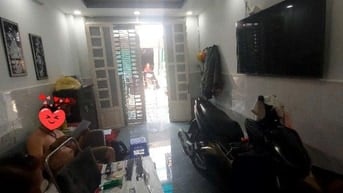 Gần Đình Long Kiểng 03 tầng ở ngay, DT ~30m2. Chỉ 2,4 Tỷ