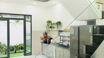 Kẹt nợ bán gấp nhà trả nợ - dt 65m2 Nguyễn Thị Thập-q7-giá 970tr-shr