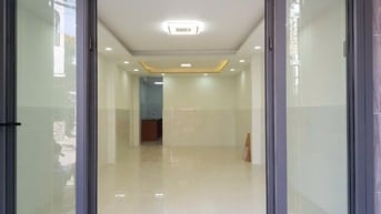 Cho thuê nhà hẻm xe hơi Lạc Long Quân, P3 Q11 giá 12 triệu