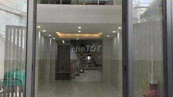 Cho thuê nhà mặt tiền Hàn Hải Nguyên P2 Q11 giá 15tr
