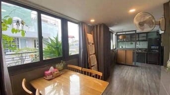 Nhà 3 tầng Huỳnh Văn Bánh, Phú Nhuận - thu nhập 25tr/tháng chỉ 6,25 tỷ