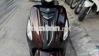 cửa hàng cần bán xe Grande