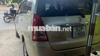 Toyota Innova 2008 G - 130000 km