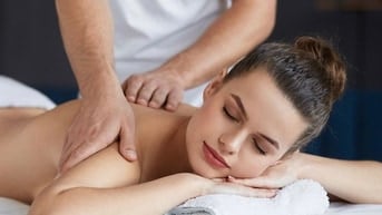 Massage tận nơi cho phái đẹp các quận hcm