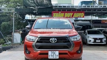 Toyota Hilux 2.4E 10/2021 số sàn 1cầu lướt 13600km