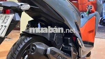 mình cần bán xe click thái 2019