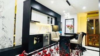 GIẢM SỐC 1TỶ_CÒN 12,5TỶ NHÀ NGUYỄN CAO LÔ GÓC, THANG MÁY, OTO ĐỖ CỬA