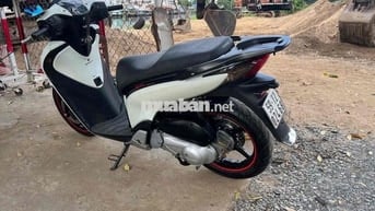 Bán xe SH Ý zin chính chủ chạy . biên số đẹp