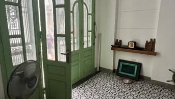Chính chủ bán nhà số 9 ngõ 42 Trương Công Giai, Cầu Giấy 