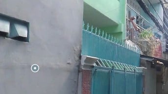 **CHO THUÊ NHÀ NGUYÊN CĂN** 5PN, ngay trung tâm Quận 11