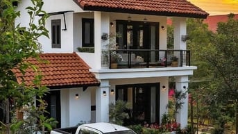 Nhà em bán mảnh đất to đẹp 330m2, mt 11.5m ngõ 133 Dục Nội-Việt Hùng