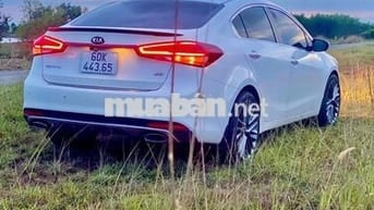 Kia Cerato 2018 2.0 AT Premium - 90 km