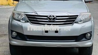 Toyota Fortuner 2013 2.7V 4x4 AT - 150000 km
