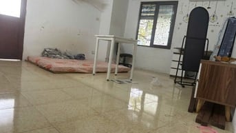 Cho thuê nhà tập thể 1PN 2 mặt thoáng tại số 9 Trần Hưng Đạo