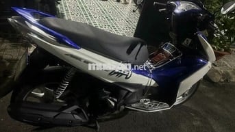 bán xe AB 125 Xe năm đăng ký 2016 màu trắng xanh