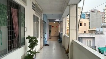 chính chủ cần bán căn 72m2 - 3 PN + 1 phòng lửng + 1 WC + 1 logia