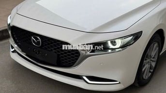 Mazda 3 2022 1.5L Premium - 46000 km