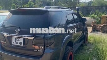 Toyota Fortuner 2013 2.7V 4x4 AT - 110000 km
