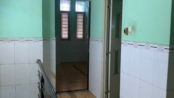 Cho thuê nhà 3T HXH Lê Hồng Phong,vừa ở vừa kinh doanh tự do giá 17tr