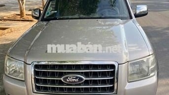 Ford Everest 2008 - 300 km