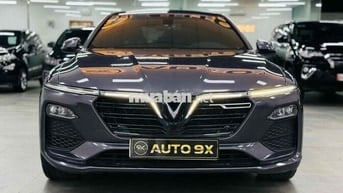 VinFast Lux A2.0AT Base 2020 siêu đẹp