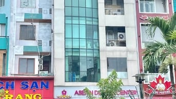 💥 CHO THUÊ MẶT TIỀN PHAN XÍCH LONG NGANG 8M - NGUYÊN CĂN 160 TRIỆU