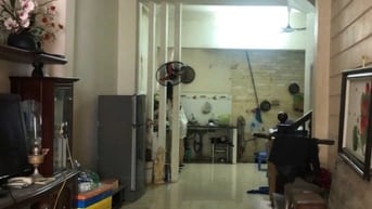 CHÍNH CHỦ BÁN NHÀ 4 TẦNG ĐẸP, ĐƯỜNG LĨNH NAM, CÓ SÂN THOÁNG, AN NIN