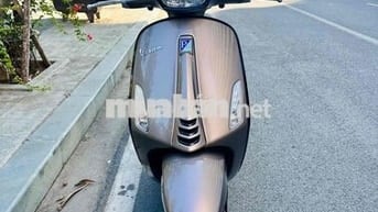 Vespa Sprint S125 màu nâu tft 2022