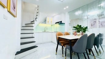 Bán nhà cực đẹp Đại La: 17m2, 4 tầng, full nội thất, số riêng, 2,9tỷ