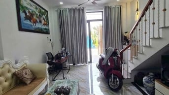 Chủ gửi . 4,3ty. TL. Bán căn nhà tại Đặng Gia Phát, 2 lầu 1 trệt 3 phò