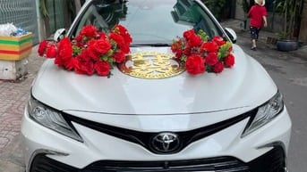 nhiều mẫu xe hoa mùa cưới 2025