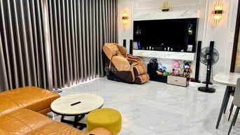 Gia đình cần bán gấp căn hộ Botanic Towers – 120m², 3PN, 2WC, nhà mới 