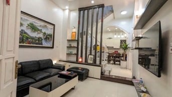 Lê Trọng Tấn, Phân lô vuông đét, gần đầu ngõ, hoa khôi phân khúc TX