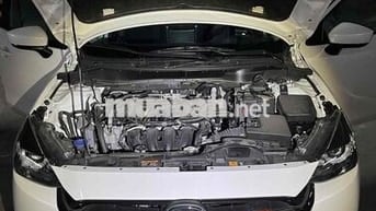 Mazda 2 2024 - 4000 km