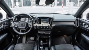 Volvo XC40 2021 R-Design - 43000 km