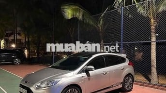Ford Focus 2013 Trend 1.6 AT Hatchback - 92000 km